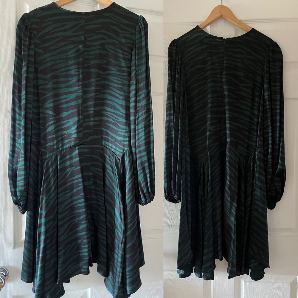 Ganni green zebra long sleeve mini sz 38/M